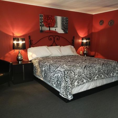 Blue Ridge Motel Schroon Lake Экстерьер фото