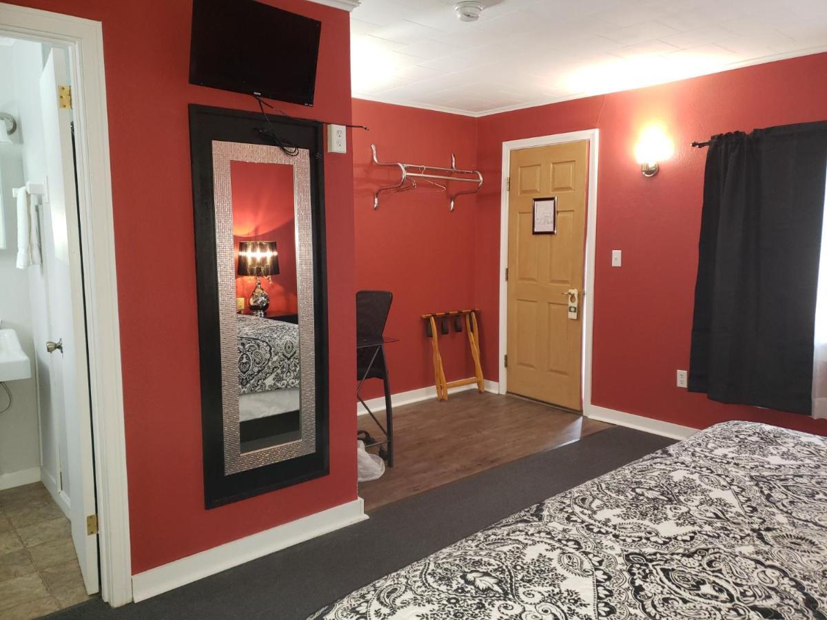 Blue Ridge Motel Schroon Lake Экстерьер фото